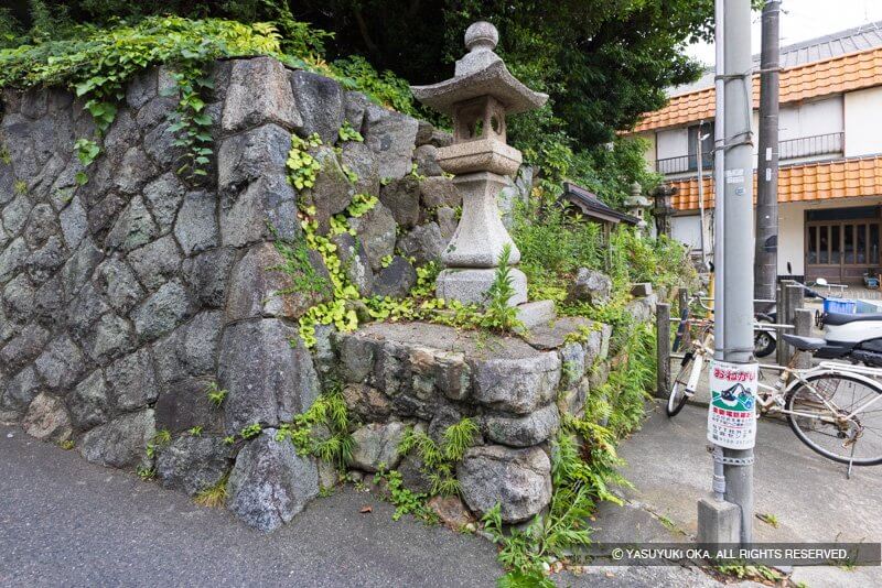 篠島集落の残石