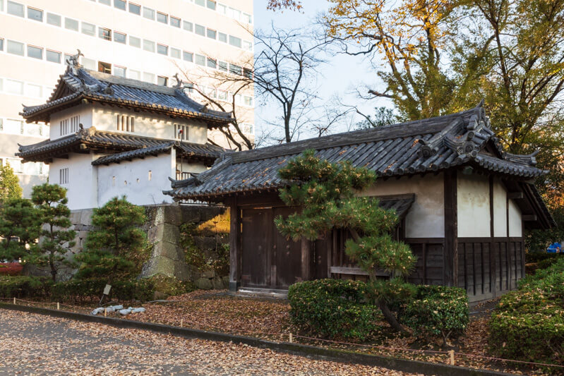 高崎城乾櫓と東門